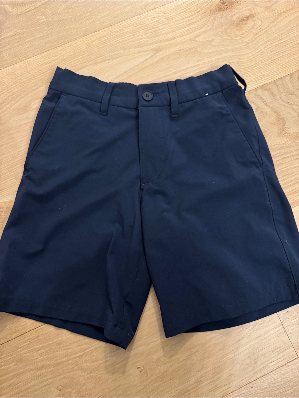 abercrombie kids Navy Flat-Front Performance Shorts size 9/10